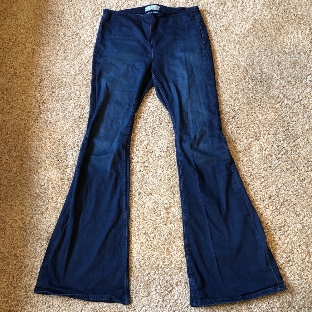 Free People Pull-on Flare Jeans